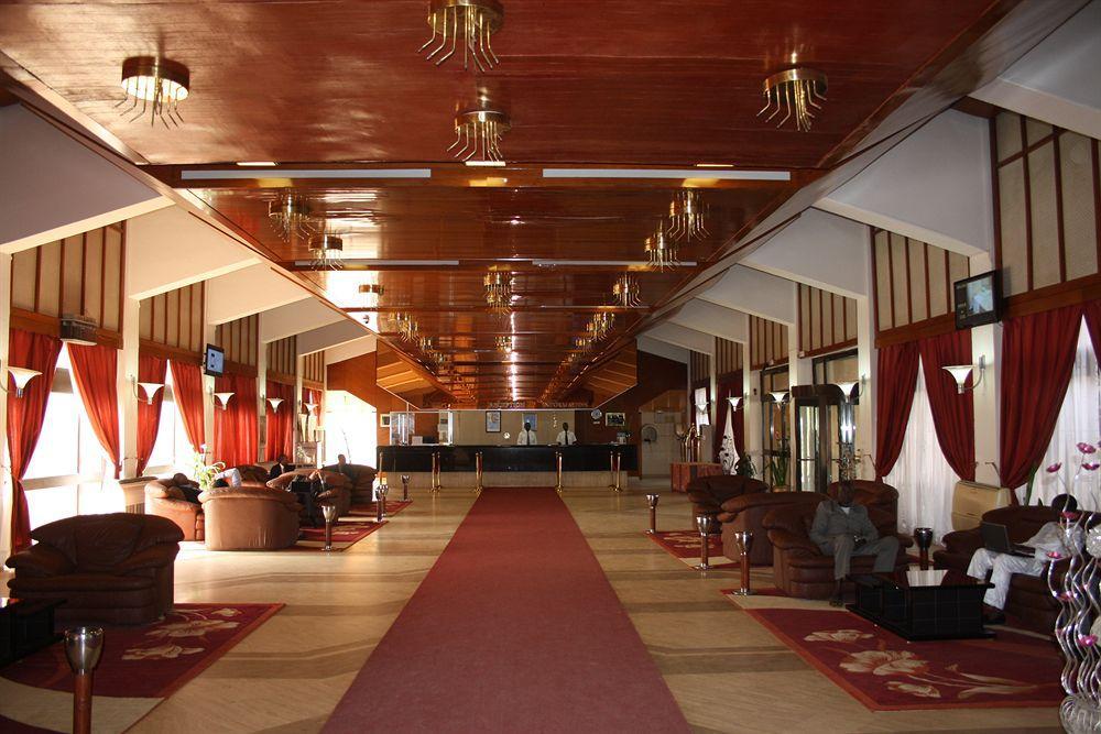 Gaweye Hotel Niamey Ngoại thất bức ảnh