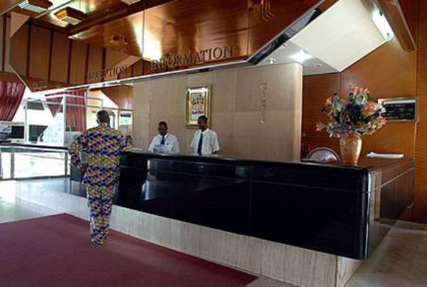 Gaweye Hotel Niamey Ngoại thất bức ảnh