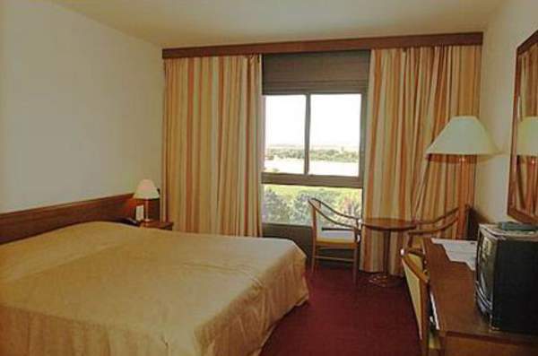Gaweye Hotel Niamey Ngoại thất bức ảnh